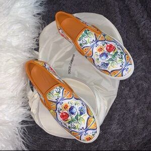 Dolce & Gabbana Kids Floral Loafers - Red, Blue, Yellow